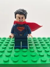 Superman dual molded legs Dawn of Justice DC Superheroes Lego Minifigure 76046
