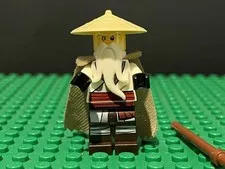 LEGO NINJAGO Wu Master Minifigure with Fuzzy Cape njo0550 70677