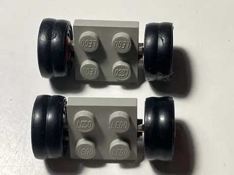 2 LEGO Part 2x2 Modified Brick with Rims and Twin Tires 3137c02