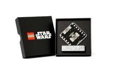 New Retired LEGO 5010320 The Mandalorian and Grogu Lenticular Metal Display Card