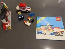 Lego vintage 1497 Rally and Pitcrew Team complete with instructions