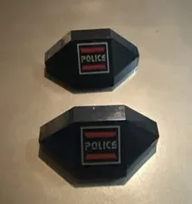 Lego 2x 2468pb03 Black Panel 3 x 3 x 6 Corner Convex Space Police Left Logo Vf