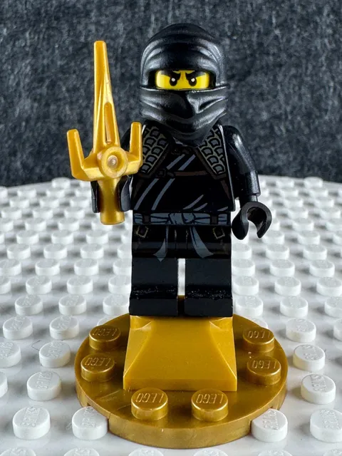 LEGO Ninjago Retired Cole ZX NJO0054 Black Ninja Gold Weapon Minifigure