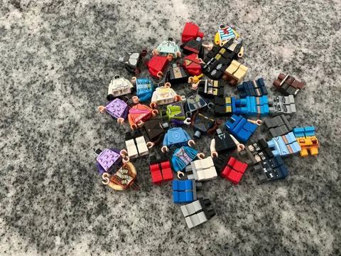 mixed lot of LEGO torso's and legs