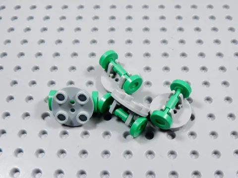 LEGO Lot of 4 Light Gray Wheel Plate w/ Bright Green Wheels Minifig BI