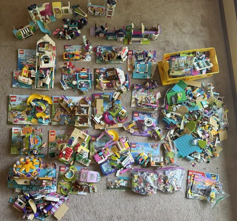Huge LEGO Friends 30 Sets 28+LBS Lot READ DESCRIPTION 41347 41703 41381 41375 +