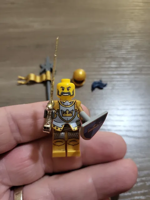 LEGO Castle Gold Crown Knight Minifigure w/ Sword & Shield – Set 7079