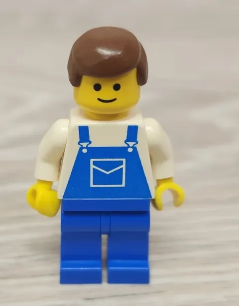 Lego ovr012 Overalls Blue with Pocket Blue Legs Brown Male Hair Minifigure READ