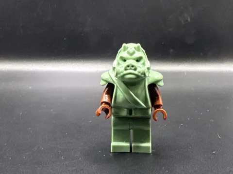 LEGO MINIFIGURE STAR WARS GAMORREAN GUARD - SAND GREEN REDDISH BROWN ARMS SW0087