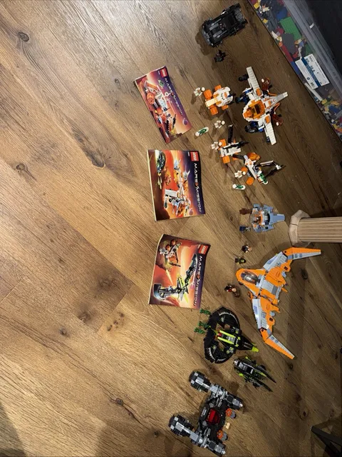Lego Lot ( Batman, Guardians Of The Galaxy, And Mars Mission )