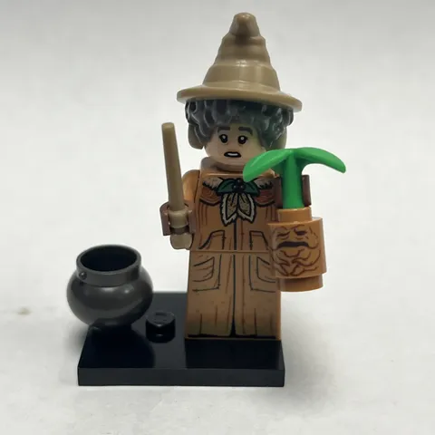 Lego Mini Figure Harry Potter Series Set 71028 Professor Pomona Sprout