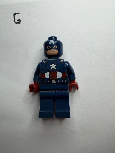 LEGO Marvel Super Heroes Minifigure CAPTAIN