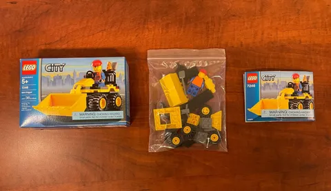 Lego 7246 - Mini-Digger - Complete with Box and Instructions