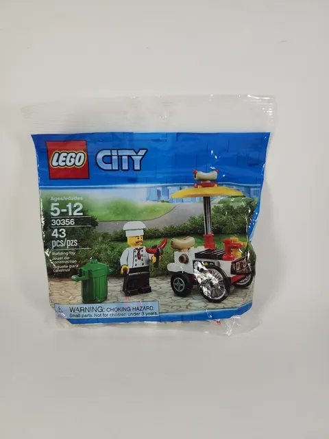 LEGO City Hot Dog Cart and Vendor 30356