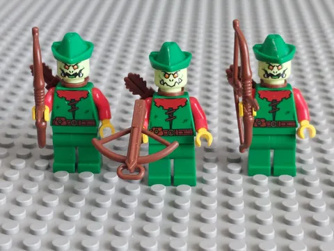 Lego Demon Forestman Minifigures with weapons (3)