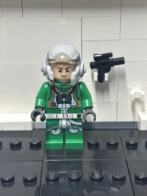 LEGO Rebel Pilot A-wing - Green Jumpsuit with Dark Bluish 75427 sw1510 Minifig