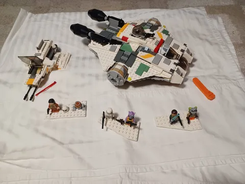 LEGO Star Wars: The Ghost (75053) + The Phantom (75048)