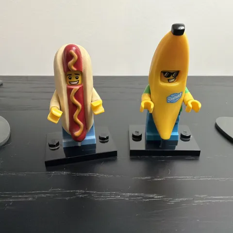 Lego HOTDOG MAN Minifigure Series 13 71008 and BANANA GUY Series 16 71013 CMF