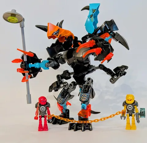 LEGO 44021 Hero Factory Splitter Beast Vs. Furno & Evo, 100% Complete W/ Minifig
