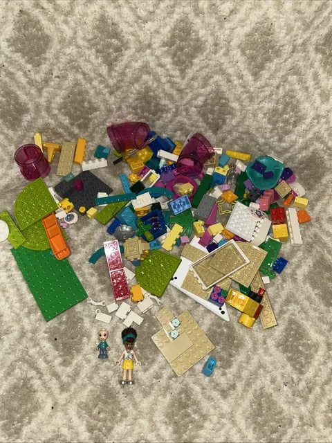Lot of Assorted LEGO pieces