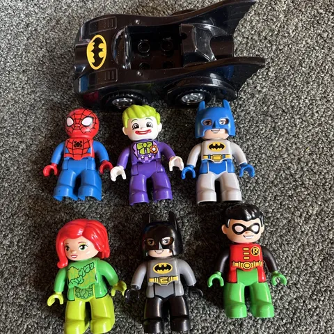 LEGO DUPLO: Duplo Super Hero’s Lot Figure Batman Car Spider Ivy Dc Comics Joker