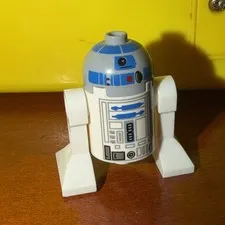 Lego Star Wars - R2-D2 Astromech Droid (light grey top)