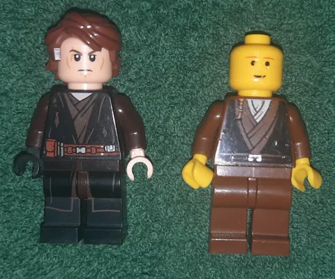LEGO Minifigure Lot of 2 Brown Outfit Figures - Yellow Head & Flesh Tone