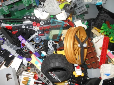 LEGO 4lb Lot Specialty Bricks- Wheels, Windows, Doors, Wings, Etc.. 0528-97(1-3)