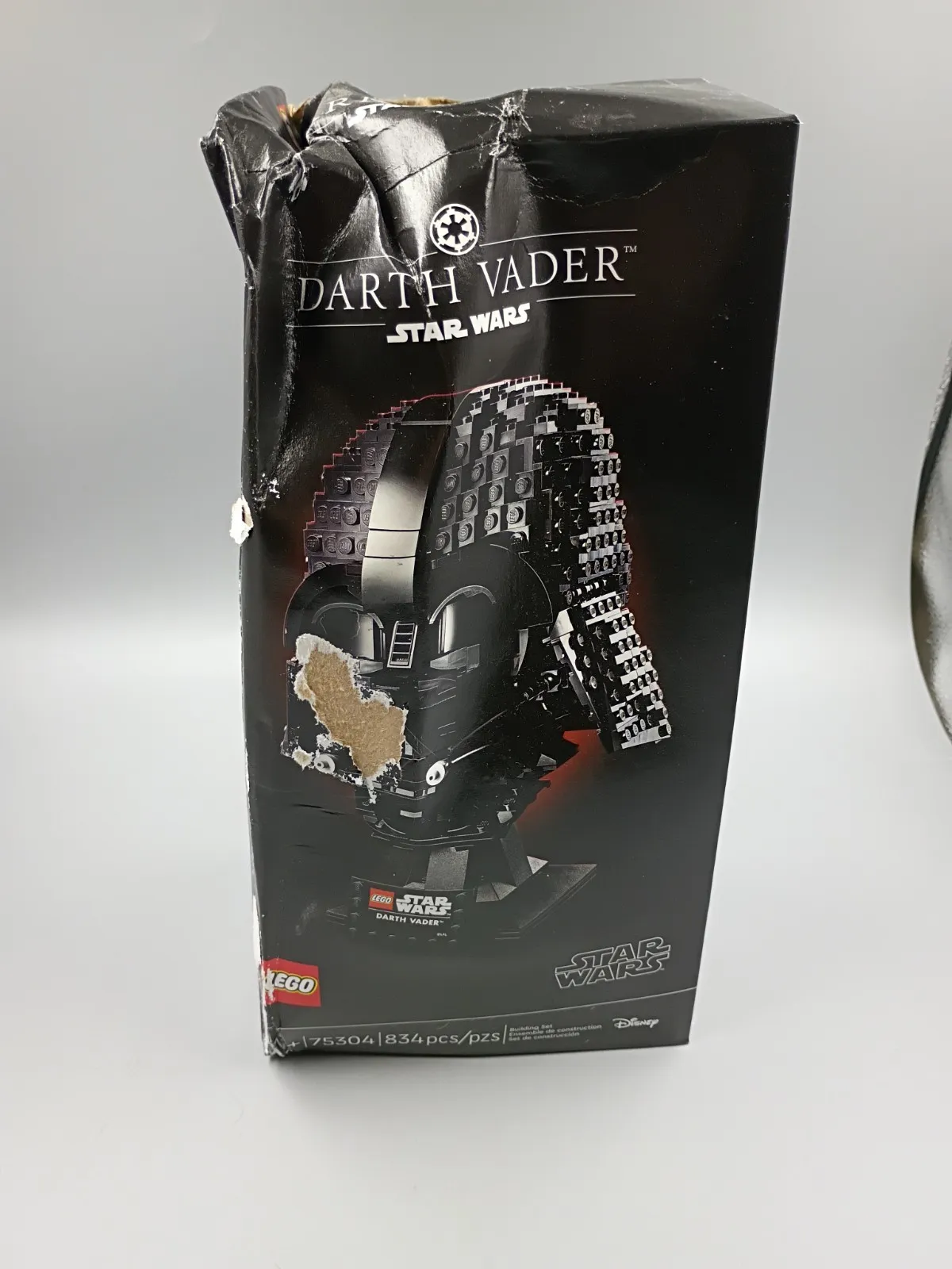 LEGO Star Wars: Darth Vader Helmet (75304) ~ DAMAGED BOX/READ DESCRIPTION 
