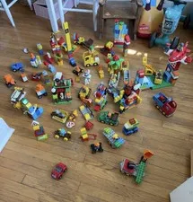 LEGO/DUPLO BULK LOT MANY SPECIALTY BLOCKS PARTS & PIECES LOT 300+ PC/12.5 LBS