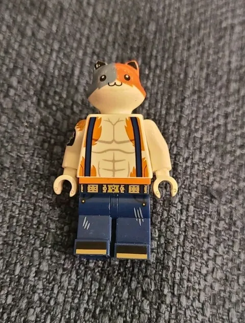 LEGO Meowscles Minifigure Fortnite Battle Bus 77073 fort008 mini figure