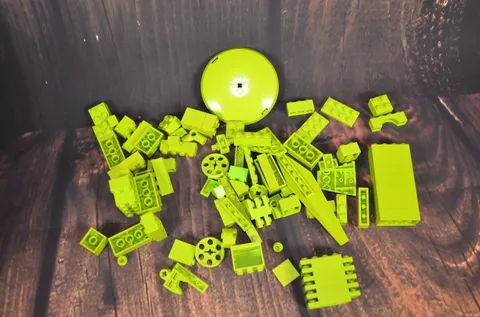 LEGO Bulk Lot 4 Ounces Building Bricks Blocks Genuine Bright Green