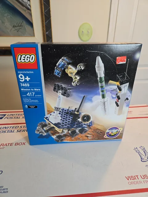 LEGO Discovery Mission to Mars 7469 In 2003 New Retired, Lot B