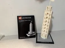 LEGO ARCHITECTURE: The Leaning Tower of Pisa (21015) (Complete w/ Instructions) 