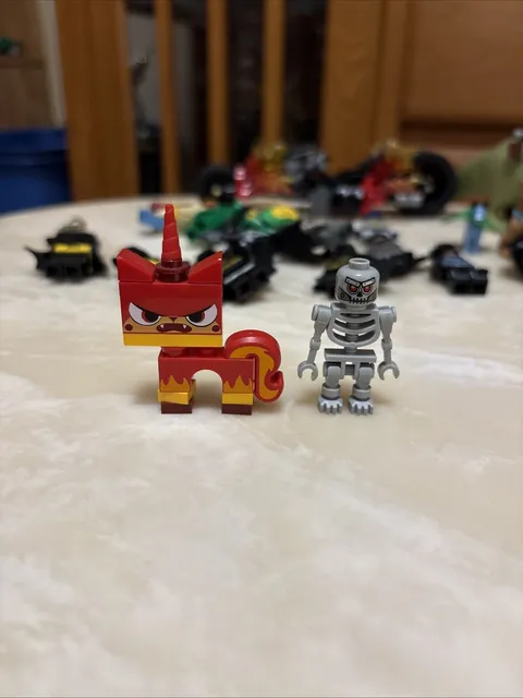 LEGO Unikitty Angry Kitty TLM073 & Robo Skeleton TLM048 Bundle