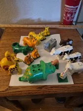 Lego Duplo Lot Pieces-  Zoo Farm Animals +1 Dinosaur 