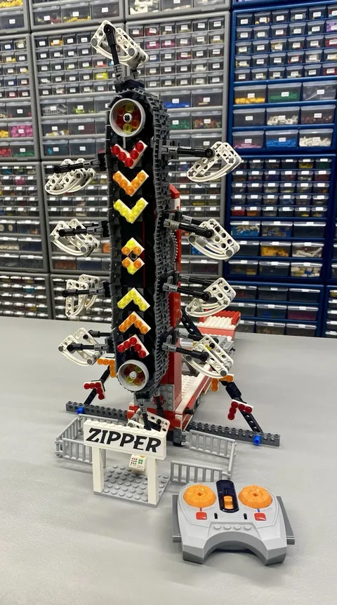 LEGO ZIPPER Ride CUSTOM. Comes With Power Functions. No Batteries.