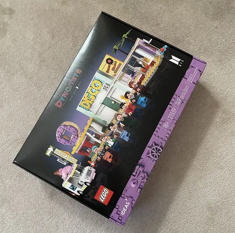 LEGO Ideas: BTS Dynamite (21339)