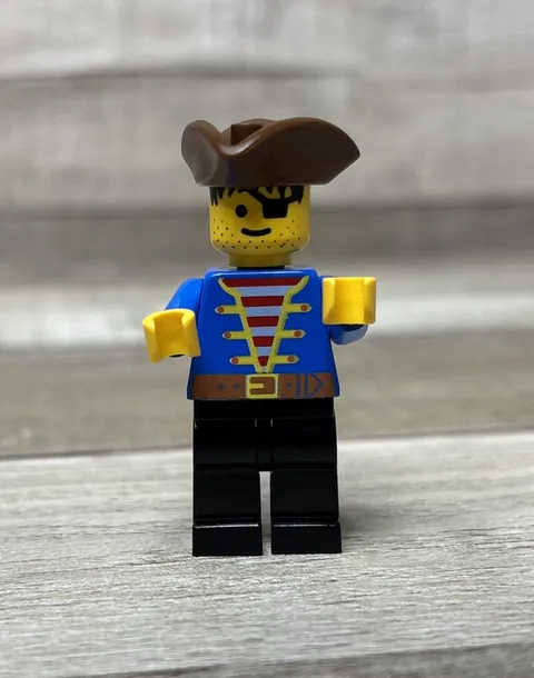 Lego Pirates Minifig pi080 Blue Jacket Brown Triangle Hat Pirate 6286