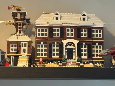 LEGO Ideas: Home Alone (21330)