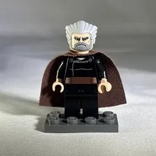 Lego Star Wars Count Dooku SW0224 Minifigure 7752 Retired Authentic No Saber 