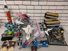 Huge Lot of Used Legos 29 LBS Lego City and Mixed Bricks Avengers Train City Mix
