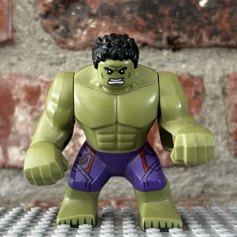 LEGO Super Heroes: Hulk Giant Dark Purple Pants Avengers Logo Minifigure sh0173