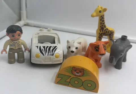 LEGO DUPLO Zoo Safari Lot giraffe Tiger Polar, Bear, Elephant figure Zookeeper