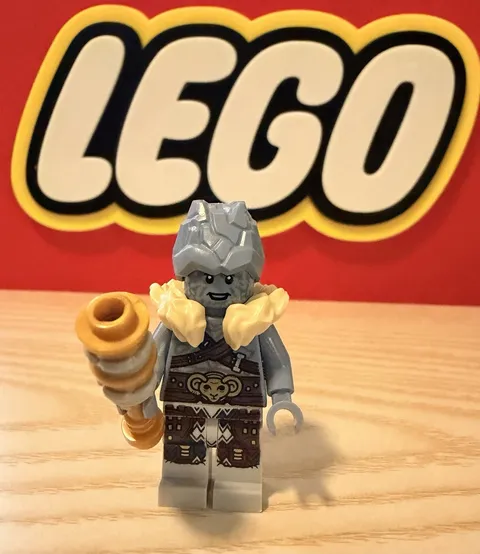 Lego Marvel Super Heroes Korg Minifigure With Accessory