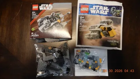 LEGO 75321 Star Wars The Mandalorian Razor Crest Microfighter OPENED BOX + 30728