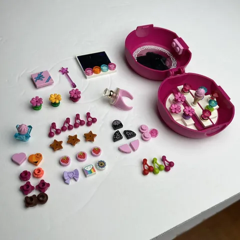 Lego Creative Rings Lot w/ Case - 853922 - Build Your Own Jewelry - RARE!