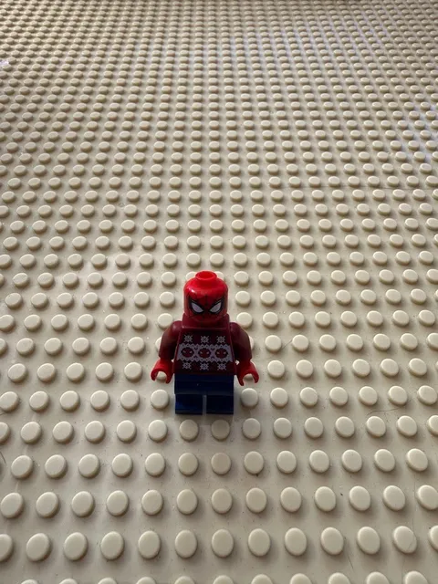 LEGO SPIDER-MAN UGLY SWEATER MINIFIG holiday advent calendar 76267