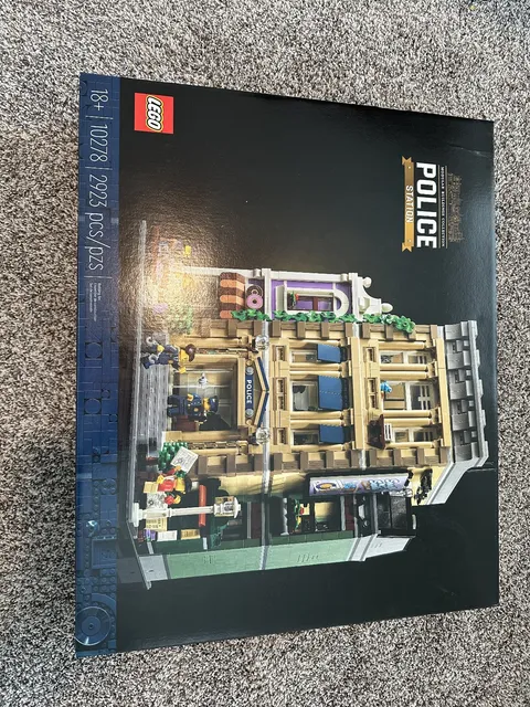 LEGO Icons: Police Station (10278)