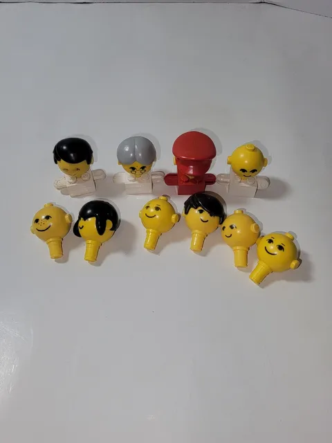 Vintage 1970s Lego Homemakers Mini Figures Heads